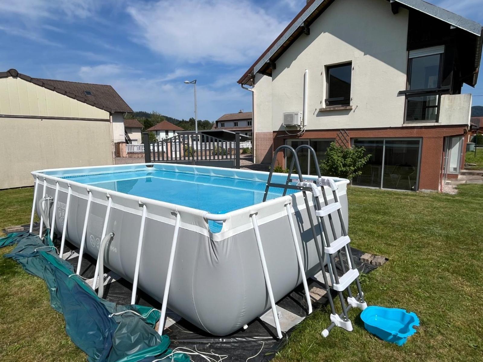 Gite 205 M2, 8Pers Piscine, Jacuzzi, Balneo Privatifs Vagney Exterior foto